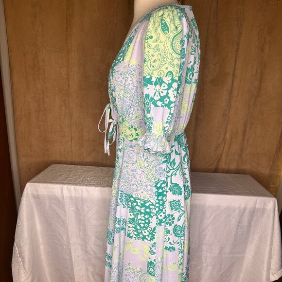 ASOS DESIGN Tie front midi tea dress with godets in green & yellow flower - Picture 3 of 5